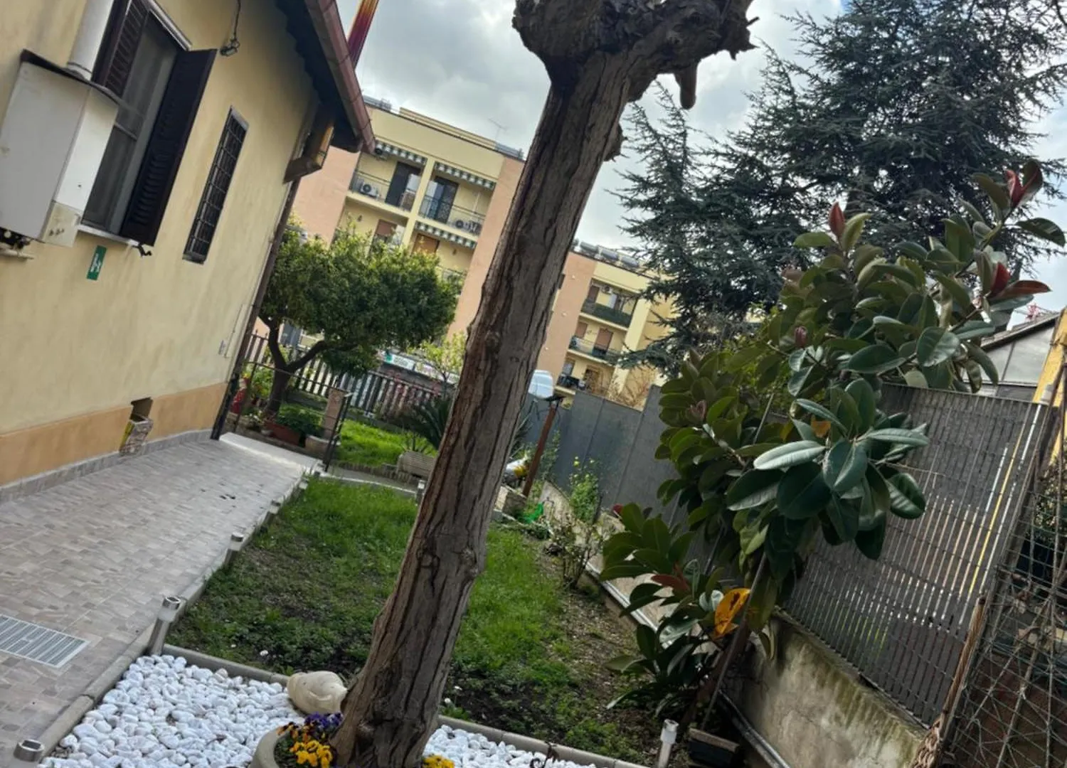 B&B Sole E Luna Ponte Galeria Bed & Breakfast